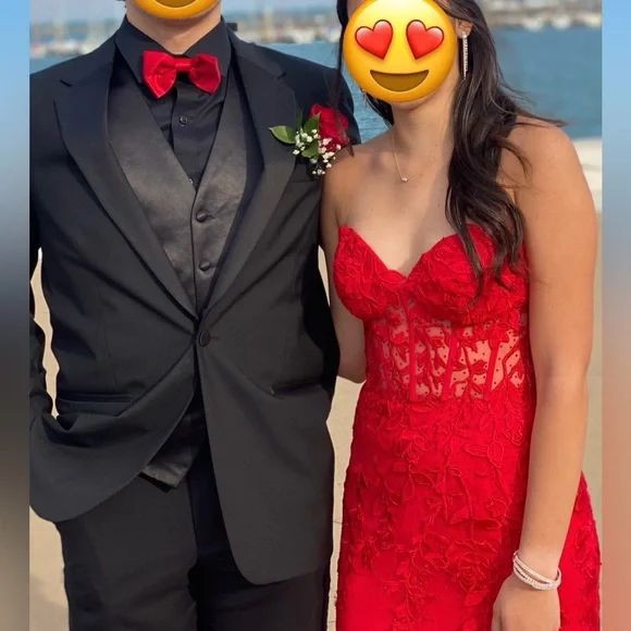 Sherri Hill 55467 Size 6 Red Prom Dress 2024 - Picture 2 of 5